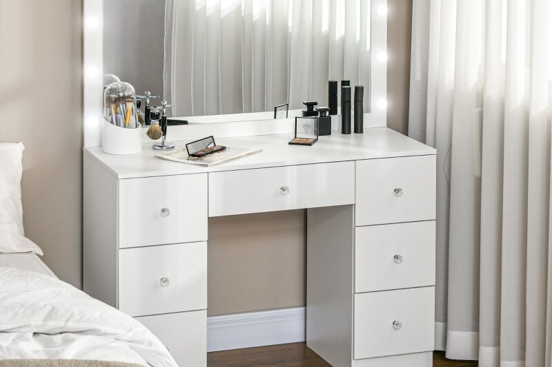 Makeup Vanity: The Perfect Blend of Beauty, Style, and Organization